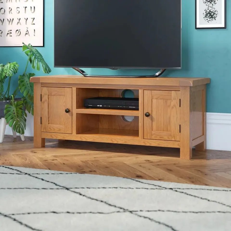 BOXED MCKENZIE SOLID WOOD TV STAND FOR TVS UP TO 50"