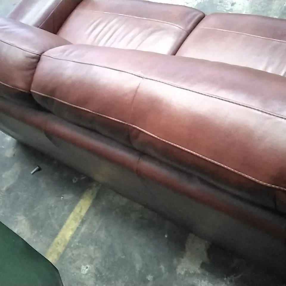 QUALITY ITALIAN DESIGNER PRATO LARGE SOFA IN RED LEATHER