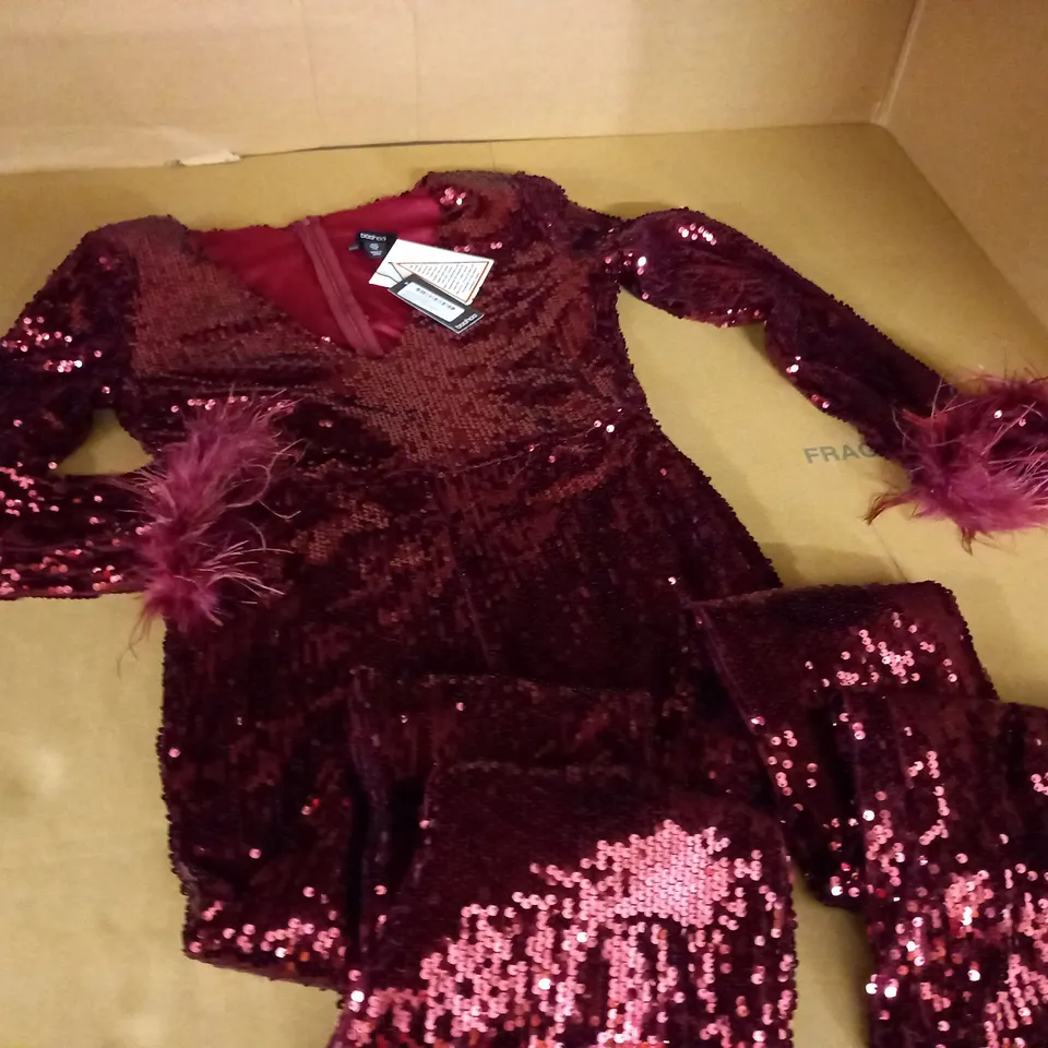 BOOHOO RED SEQUIN FEATHR CUFFED FLARED JUMPSUIT - UK 10