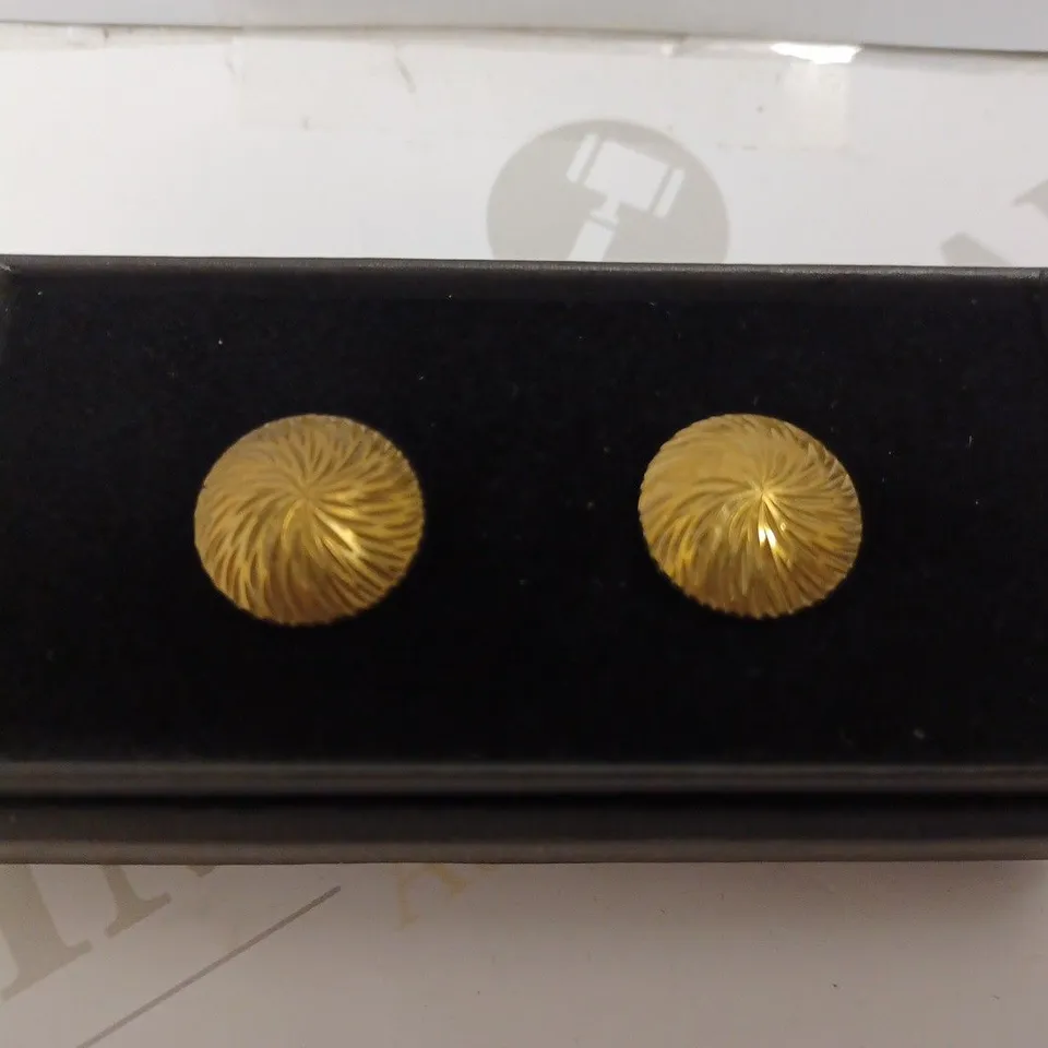 ALICE MADE THIS GOLD CUFF LINKS