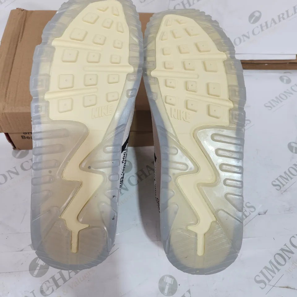 BOXED PAIR OF NIKE TRAINERS IN OFF WHITE UK SIZE 10