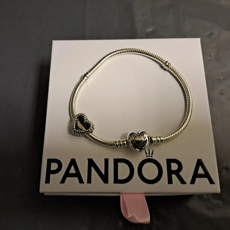 BOXED PANDORA BRACELET WITH HEART CHARM 