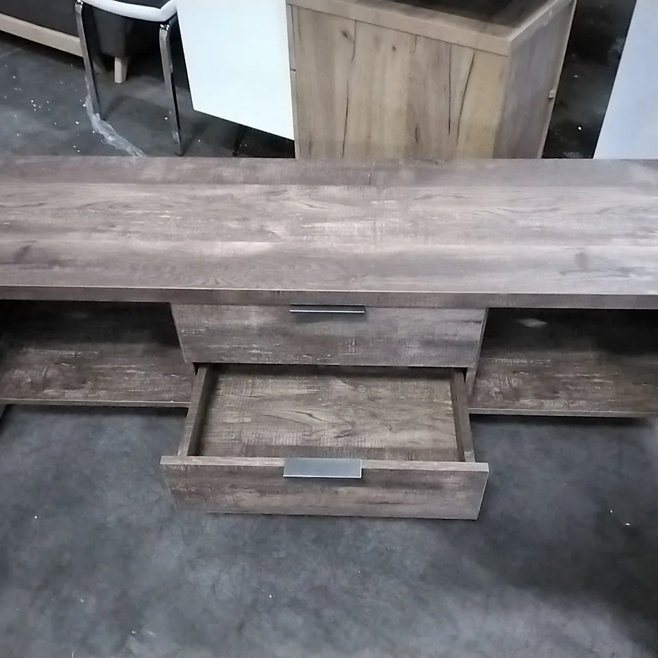 APOGEE TV STAND FOR TV'S UP TO 65" - VINTAGE OAK 