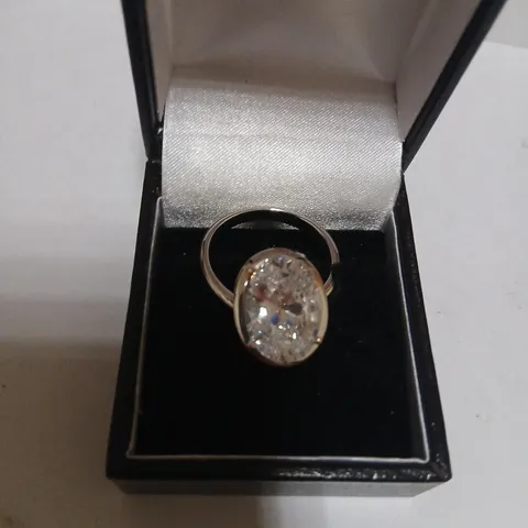 PAUL COSTELLOE FOR DIAMONIQUE OVAL PAVE COCKTAIL RING 