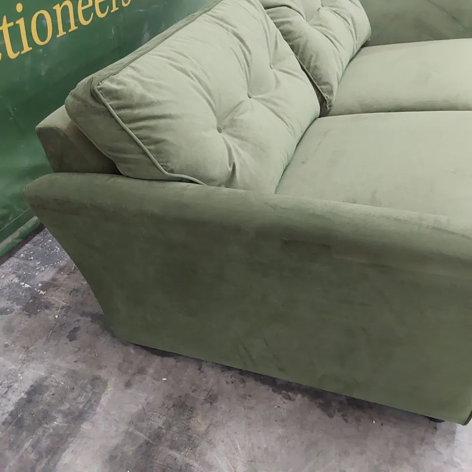 QUALITY BRITISH MADE LOUNGE Co FOUR SEATER SOFA PLUSH GREEN FABRIC