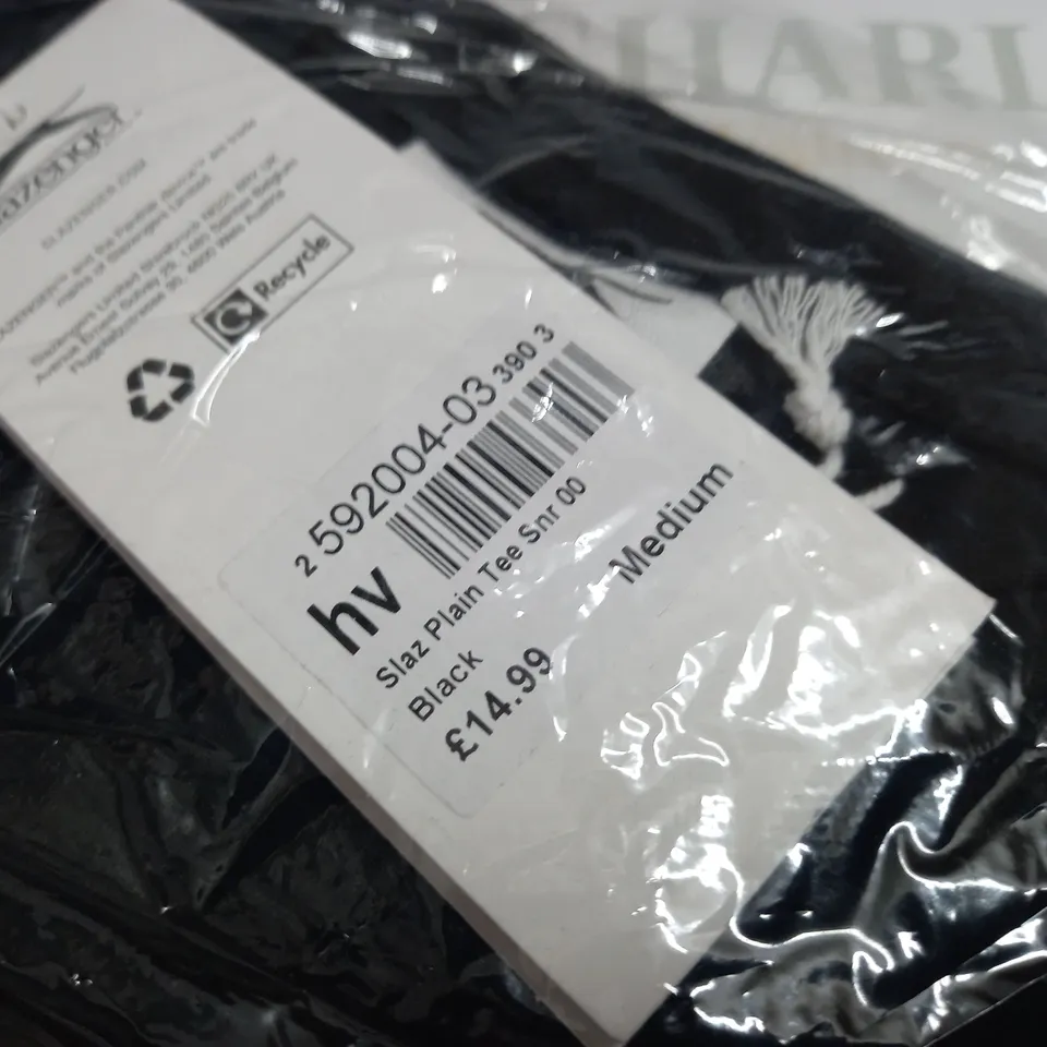 LOT OF 2 BAGGED SLAZENGER PLAIN T-SHIRTS IN BLACK - M & L