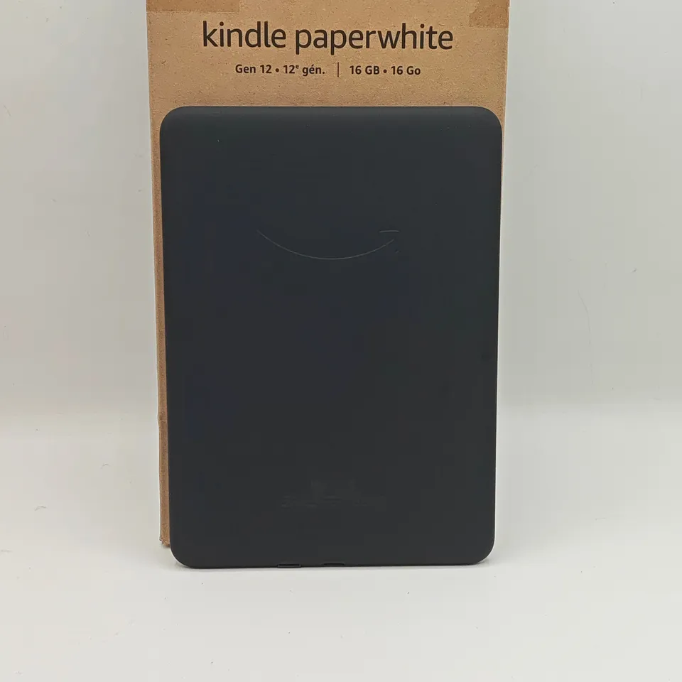 BOXED AMAZON KINDLE PAPER WHITE GEN 12 16GB IN BLACK - SA568B