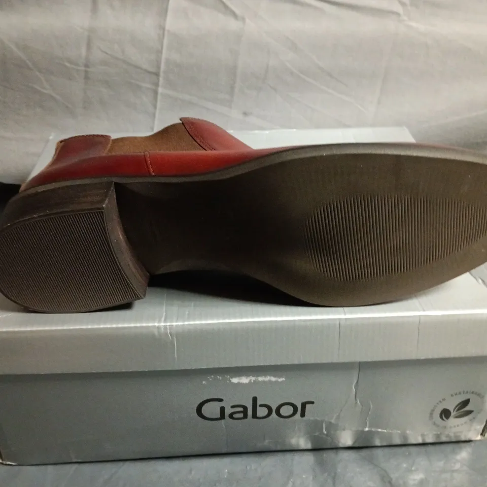 BOXED PAIR OF GABOR BURGUNDY LEATHER CHELSEA BOOTS – WOMEN'S - UK SIZE 6