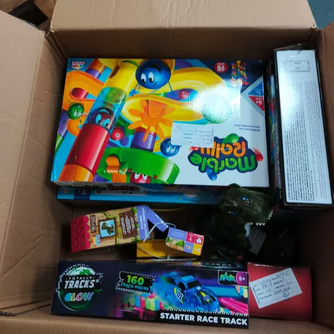 BOX OF APPROXIMATELY 8 ASSORTED TOYS INCLUDING MARBLE RALLY AND STARTER RACE TRACK 