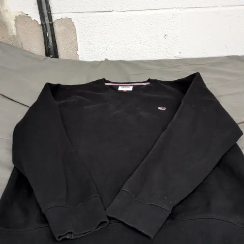 TOMMY JEANS BLACK XL JUMPER