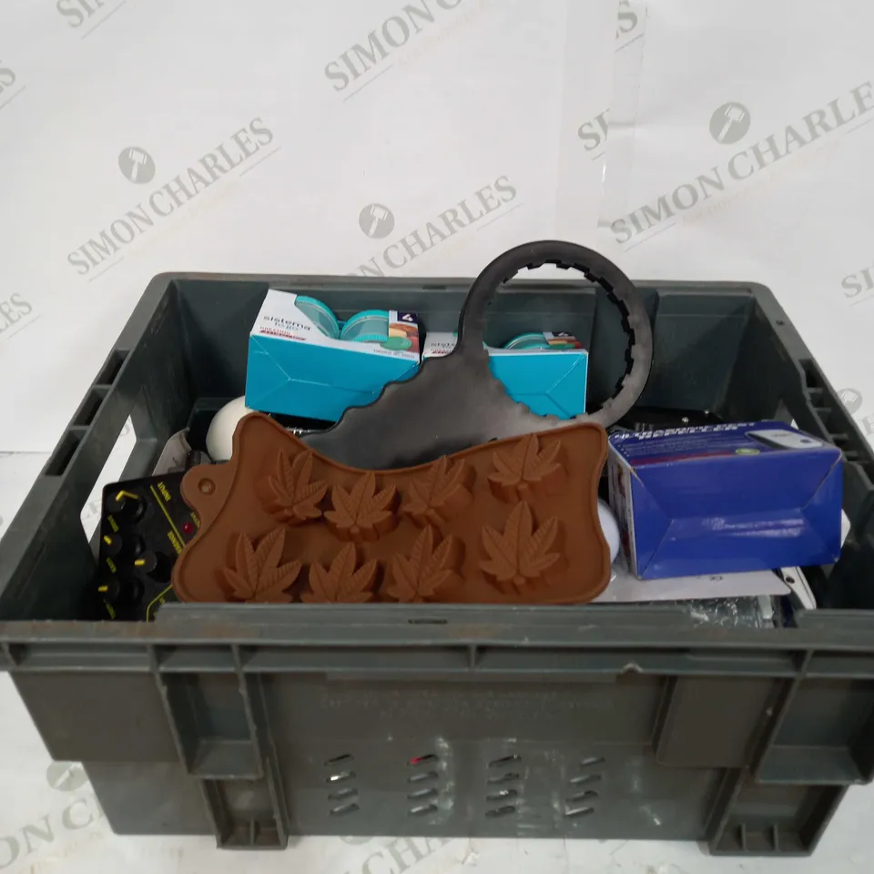 BOX TO CONTAIN APPROX 40 ASSORTED HOUSEHOLD PRODUCTS, INCLUDES A LARGE ASSORTMENT OF GOLF BALLS, AMP, FISHING ITEMS ETC