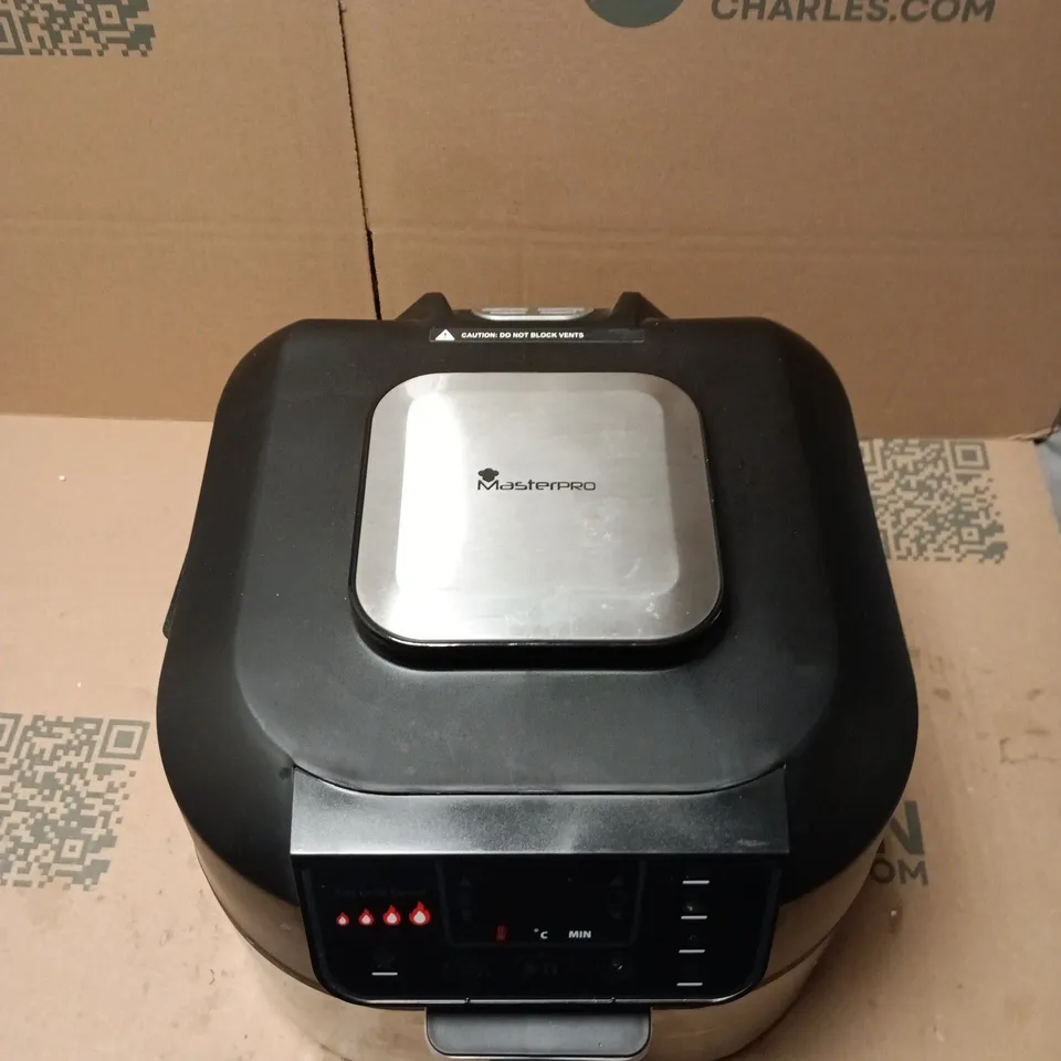 MASTERPRO COUNTERTOP AIR FRYER & GRILL – BLACK & STAINLESS STEEL (UNBOXED)