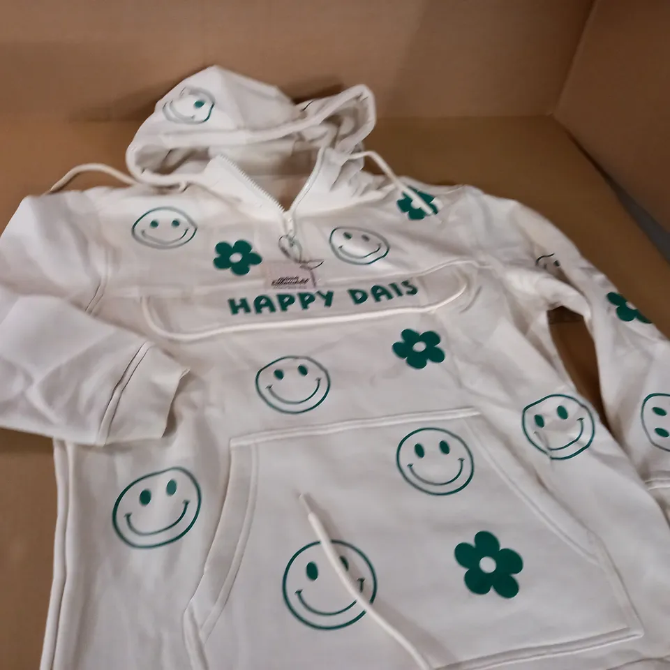 HAPPY FACE CREAM QUARTER ZIP HOODIE 