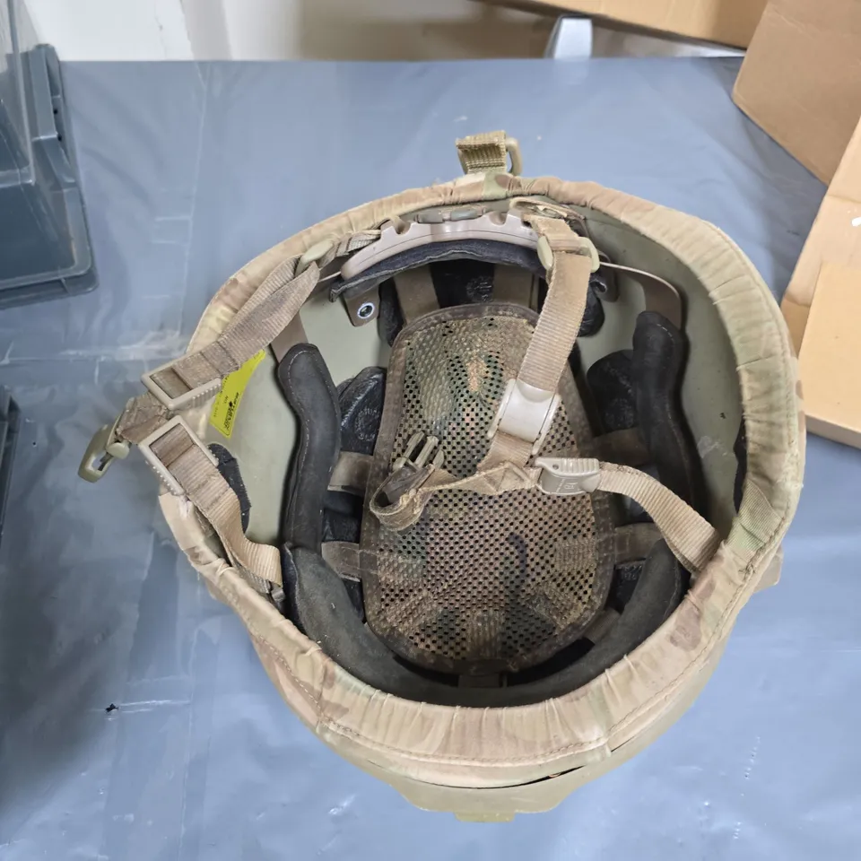 CAMOUFLAGE TACTICAL HELMET WITH MOLLE STRAPS – MILITARY STYLE (VERIFY MODEL)