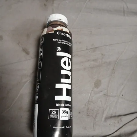 APPROXIMATELY 14 ASSORTED FOOD ITEMS INCLUDING HUEL DRINK , BRAZIL NUTS AND SIMPLY COOK CHILLI STIR FRY RECIPE KIT