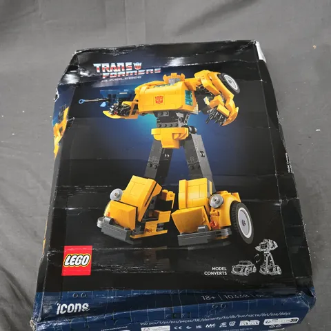 BOXED LEGO TRANSFORMERS BUMBLEBEE SET - 10338