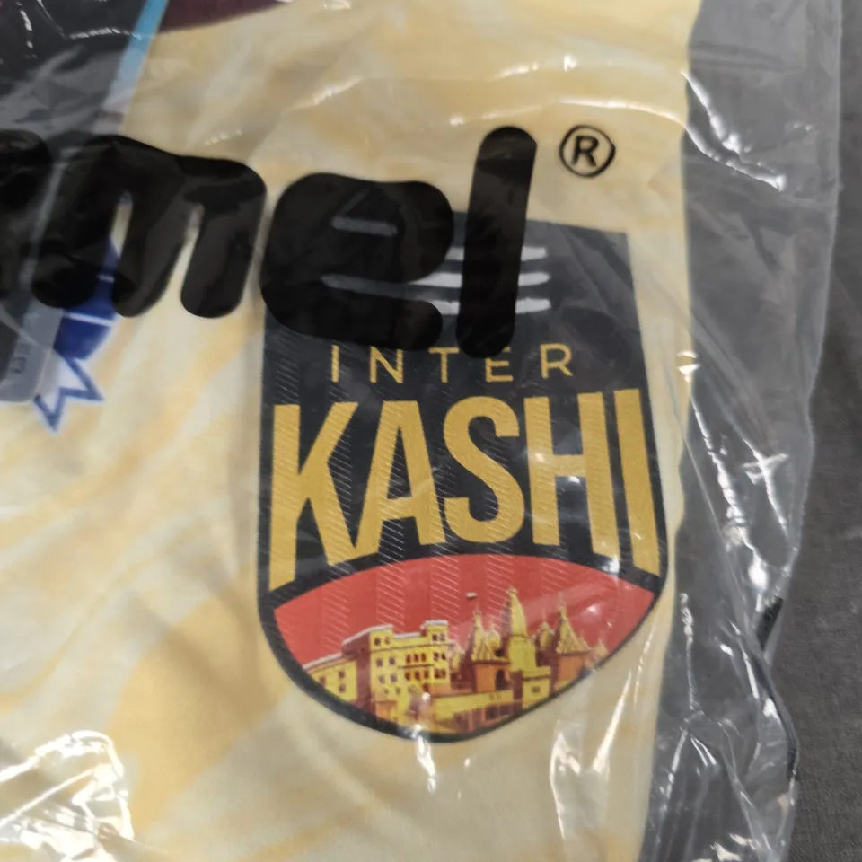 HUMMEL INTER KASHI T-SHIRT – YELLOW WITH BURGUNDY TRIM SIZE XS