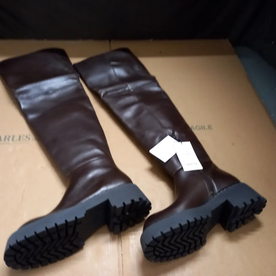MNG BROWN LEATHER KNEE HIGH BOOTS - UK 4