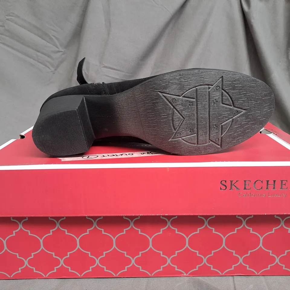 BOXED SKECHERS HIGH HEEL BLACK BOOTS - WOMENS SIZE 10