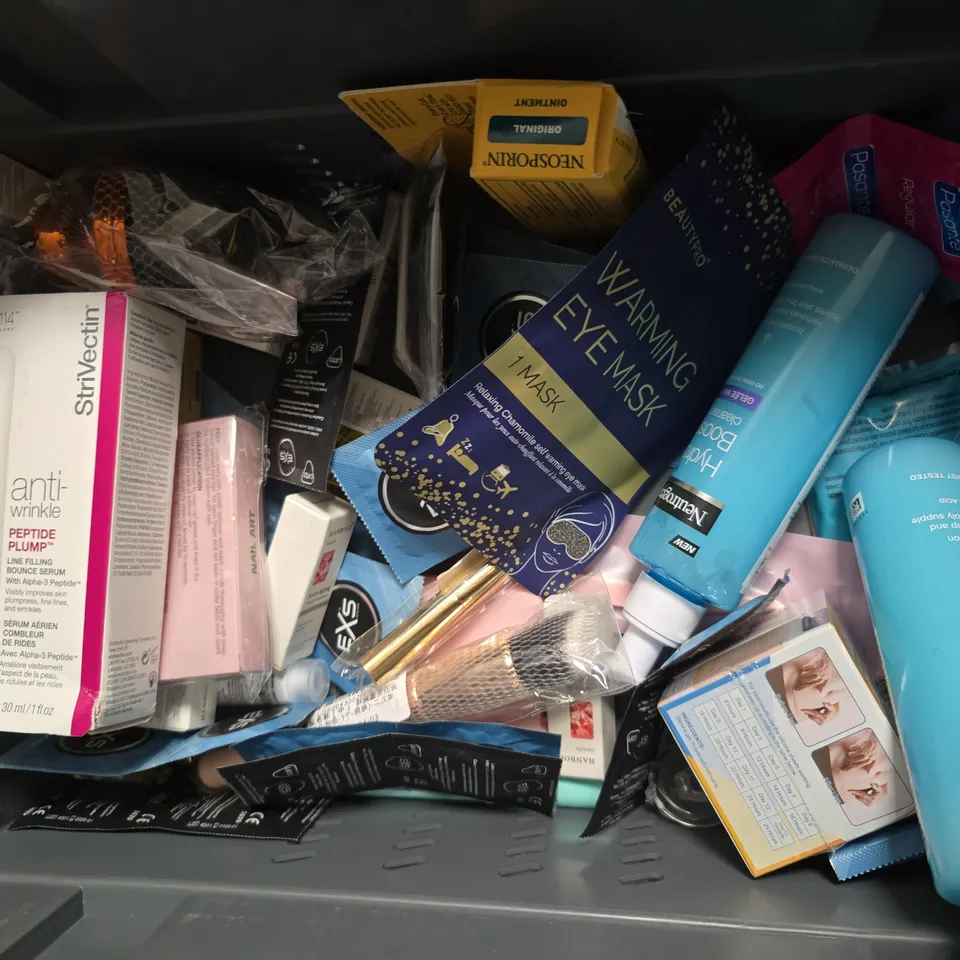 APPROXIMATEY 15 HEALTH AND BEAUTY PRODUCTS TO INCLUDE HYDRO BOOST CLEANSER, QUAI HAIR OIL, AND MAGIC BODY OIL ETC. - COLLECTION ONLY