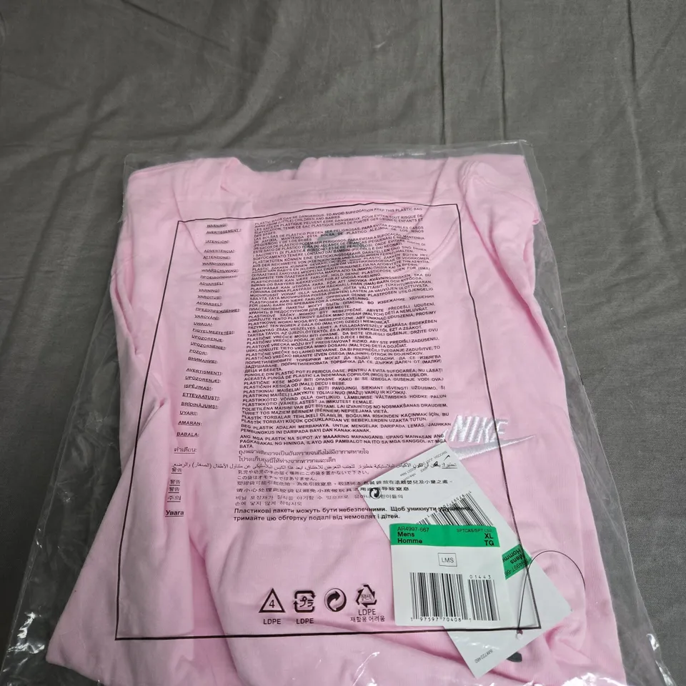 BAGGED NIKE LOGO CASUAL TEE - SIZE XL