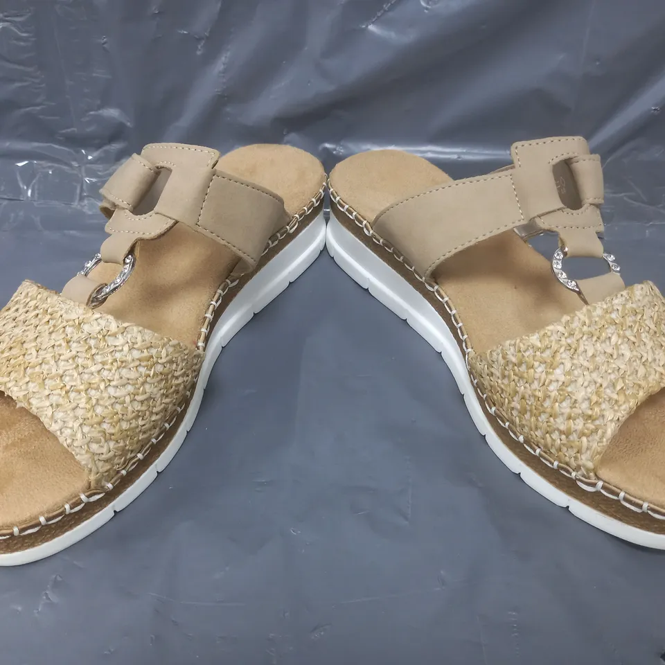 BOXED PAIR OF RIEKER SLIP-ON WEDGE SANDALS IN BEIGE SIZE 6.5