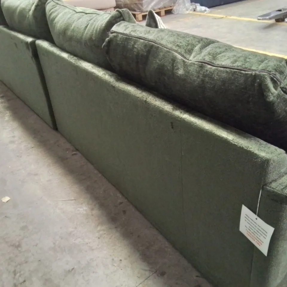 QUALITY DESIGNER 4 SEATER FABRIC UPHOLSTERED GREEN CRUSHED VELVET EFFECT SOFA