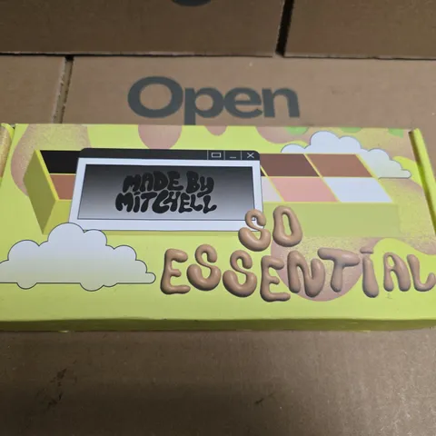MADE BY MITCHELL SO ESSENTIAL PALETTE 