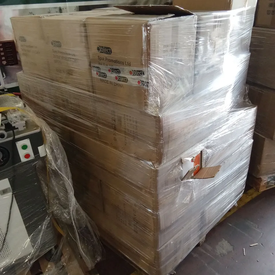 PALLET OF APPROXIMATELY 2300 ELECTRIC GOODS AND PRODUCTS TO INCLUDE 3M FLAT MICRO USB CABLES AND CAR ACCESSORIES CHARGERS ETC