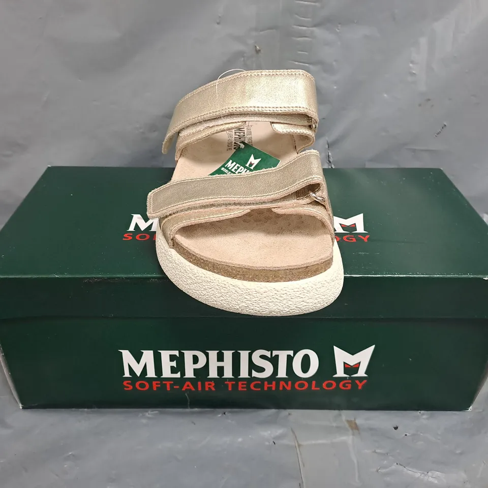 BOXED PAIR OF MEPHISTO GAYLE OPEN TOE SANDALS IN GOLD SIZE EU 39