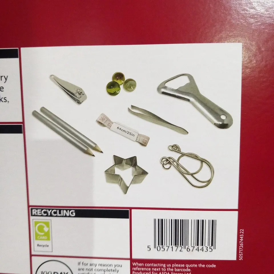 TWO BOXES OF APPROXIMATELY 6 PACKS OF EIGHT PREMIUM CRACKERS(TOTAL OF 16 SETS WHICH EQUATES TO 96 CRACKERS)