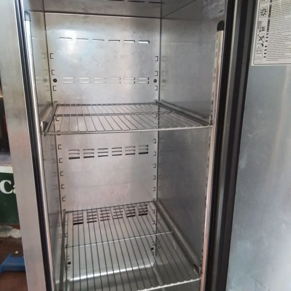 FOSTER UPRIGHT FREEZER EP700L