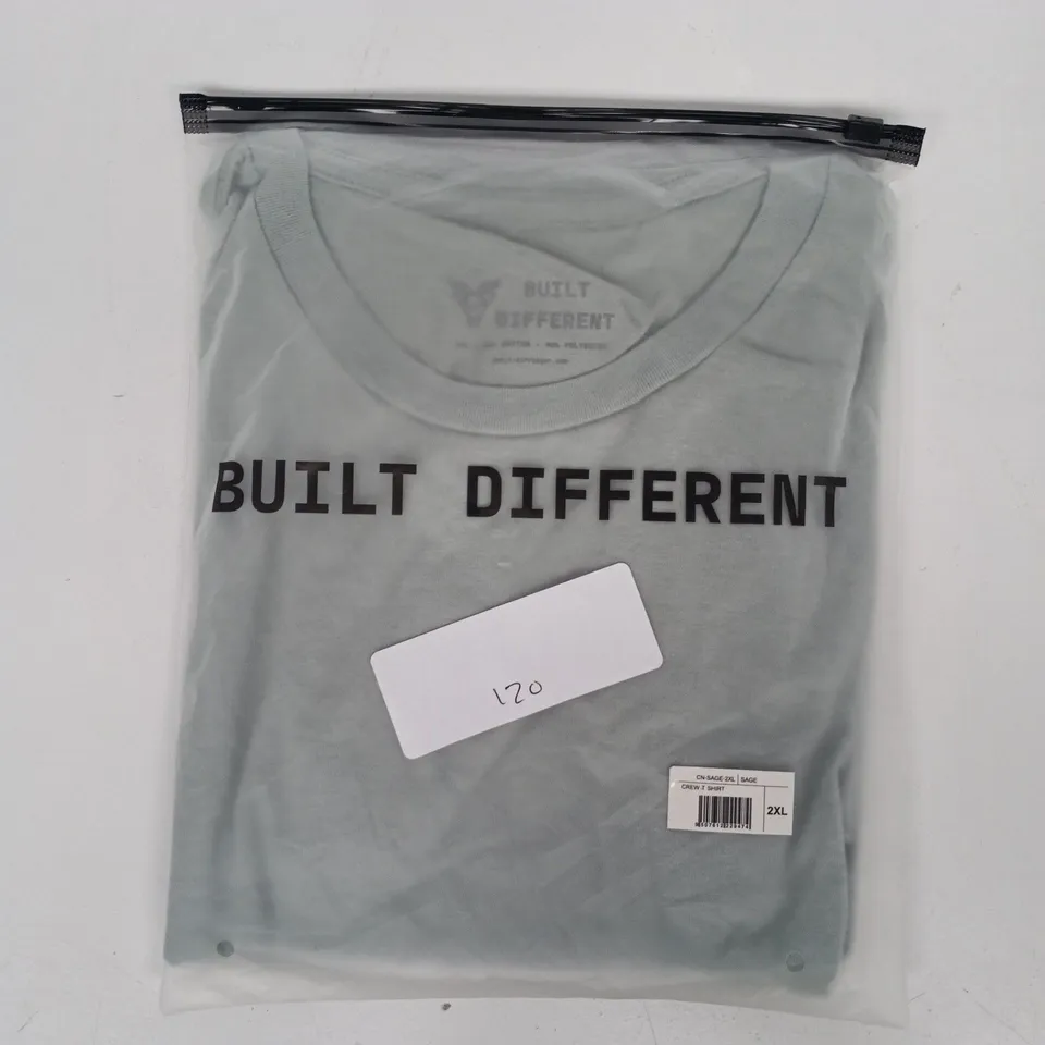 BAGGED BUILT DIFFERENT CREW T-SHIRT IN SAGE SIZE 2XL
