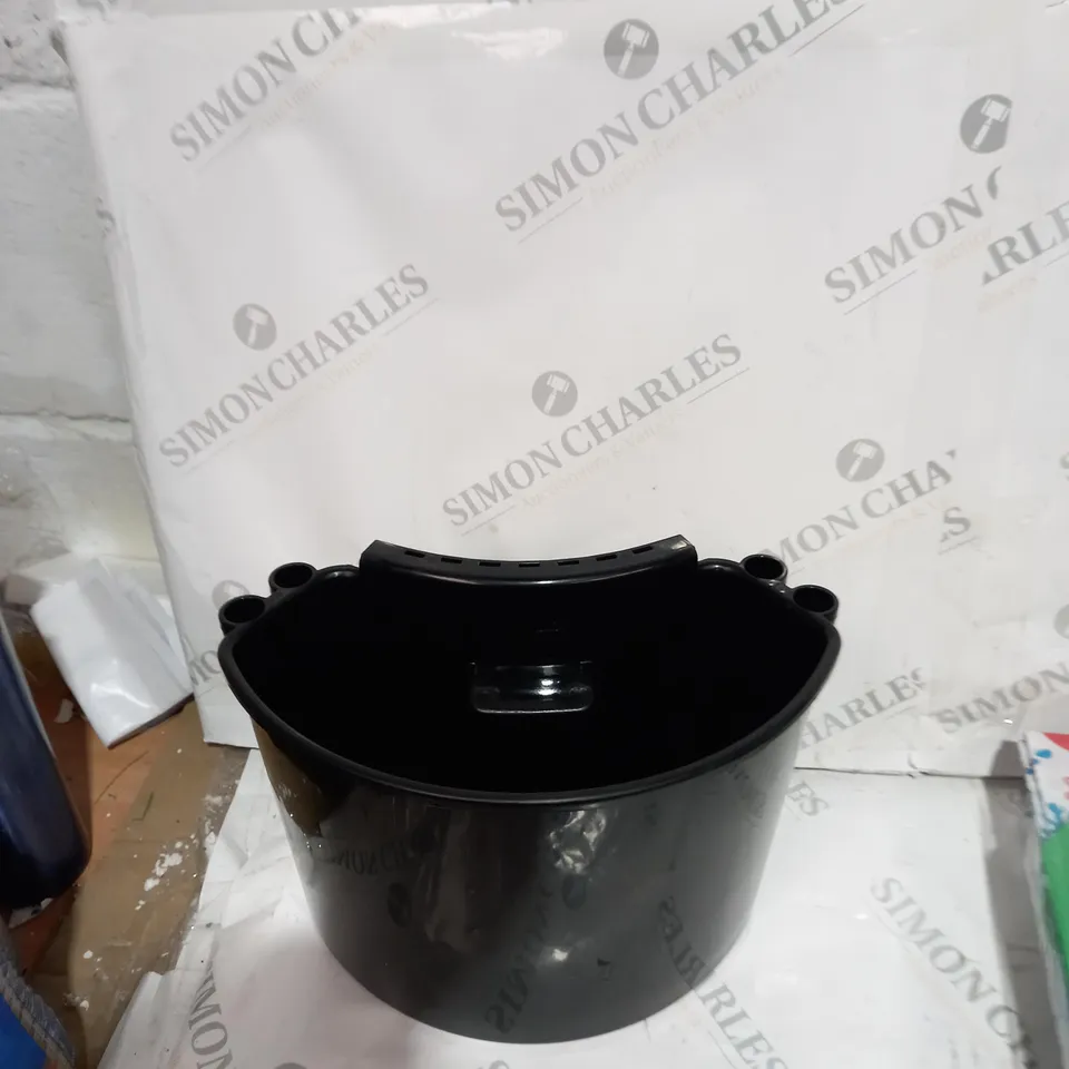 BLACK FOOD WASTE BIN 