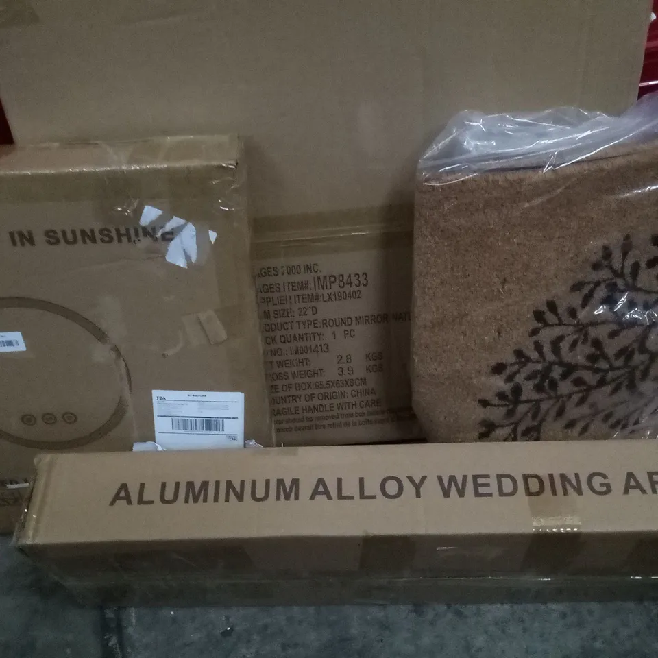 PALLET OF ASSORTED ITEMS TO INCLUDE ELECTRIC GRIDDLE, ROUND MIRROR, WEDDING ARCH AND DOOR MATS