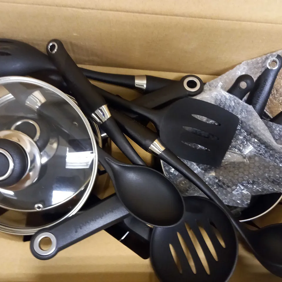 MORPHY RICHARDS EQUIP 5 PIECE 