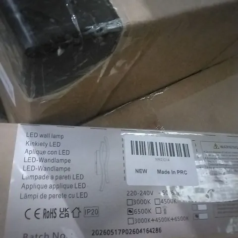 BOXED LED WALL LAMP