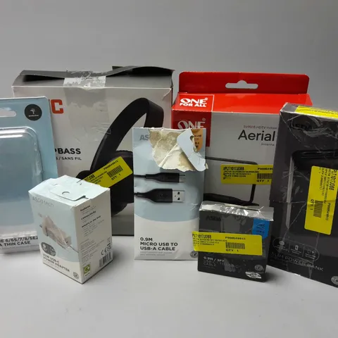 APPROXIMATELY 20 ASSORTED ELECTRICAL ITEMS TO INCLUDE ONE FOR ALL AERIAL, JVC HEADPHONES, SLIM POWER BANK, ETC