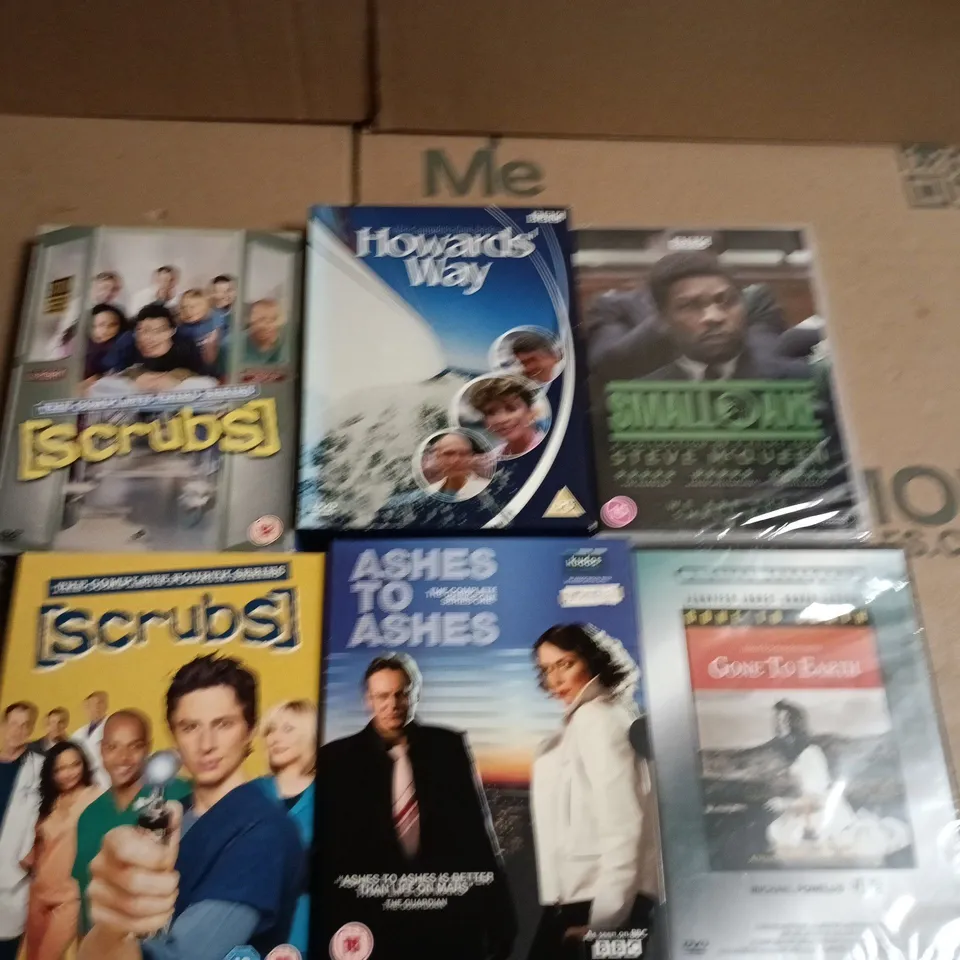 LOT OF APPROXIMATELY 30 ASSORTED DVDS TO INCLUDE DOCTOR WHO BOXSET, SCRUBS BOXSET AND TRANSFORMERS