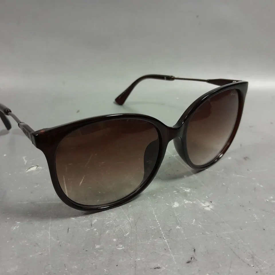 GUCCI BROWN OVAL FRAME SUNGLASSES 