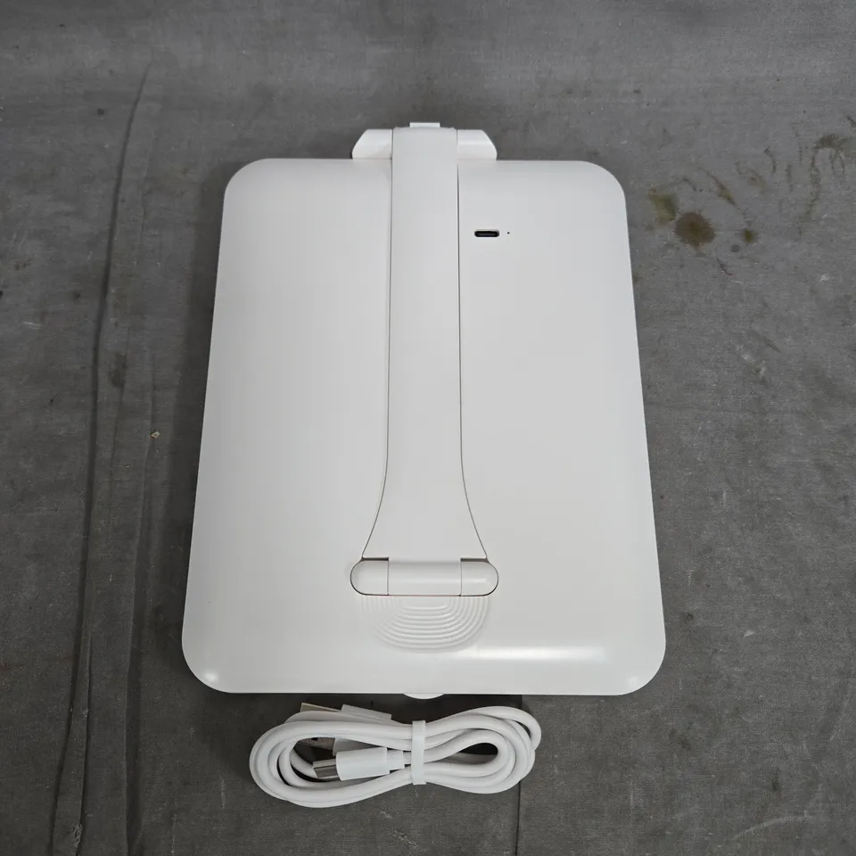 AUXMIR LED MAKEUP MIRROR – MODEL BM-2219 (BOXED)