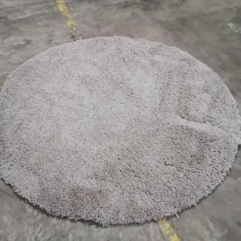 QUALITY DESIGNER AREA RUG - APPROXIMATELY 190X180