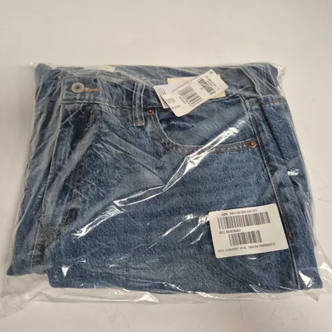 BAGGED ABERCROMBIE & FITCH HIGH RISE WIDE LEG JEANS IN BLUE - SIZE 31