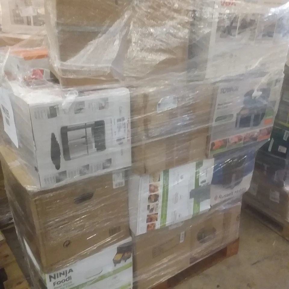 PALLET OF APPROXIMATELY 26 ELECTRICAL ITEMS INCLUDING 