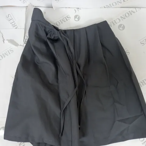 CIDER SKIRT IN GREY SIZE XL