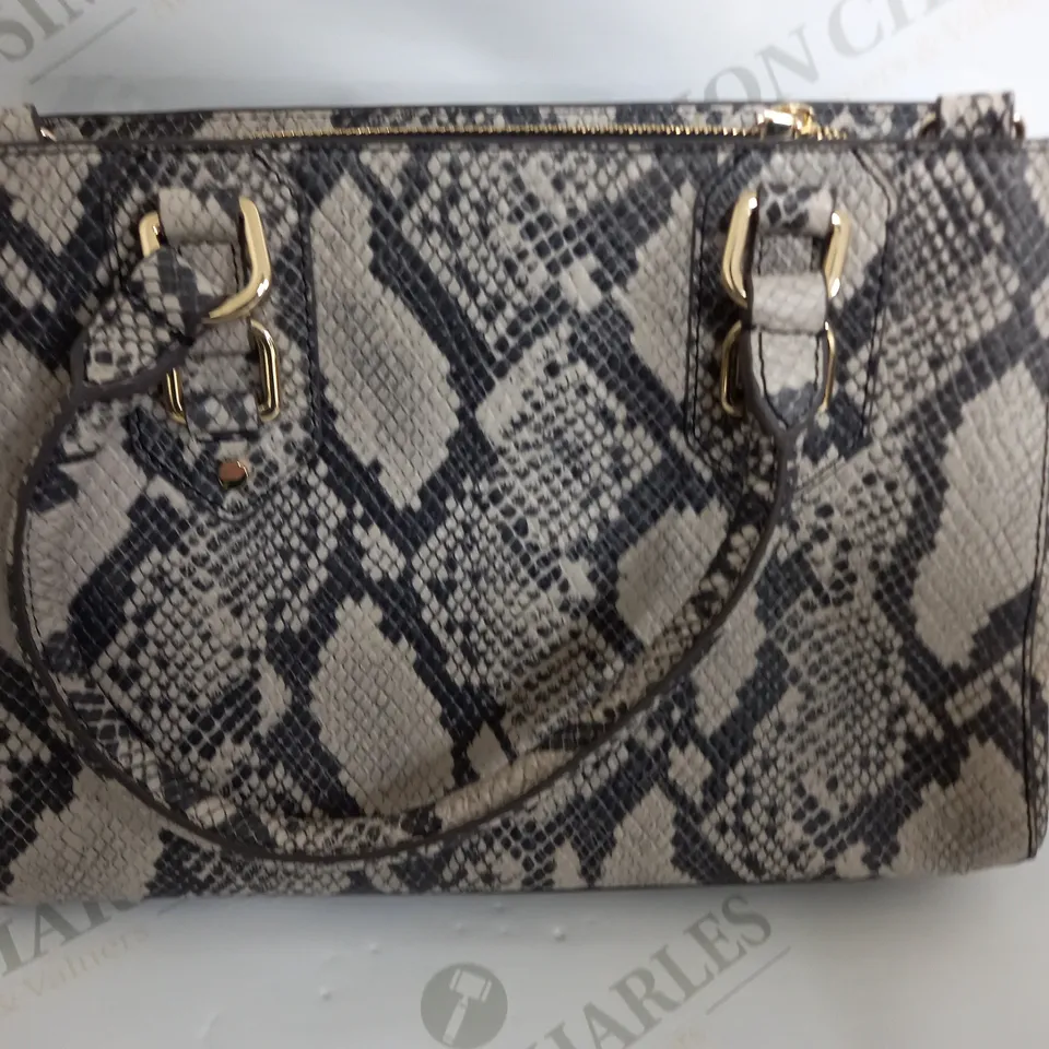 RUTH LANGSFORD HAND BAG IN SANK SKIN 