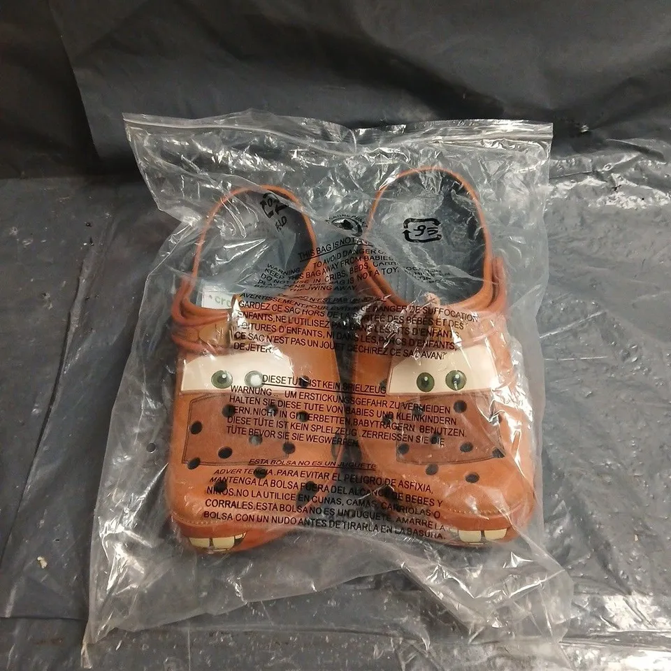 CROCS DISNEYS CARS SIZE M10 W12