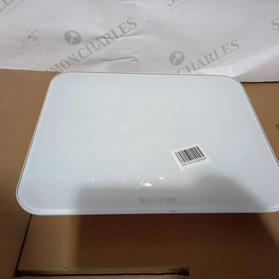 SALTER ELECTRIC SCALE