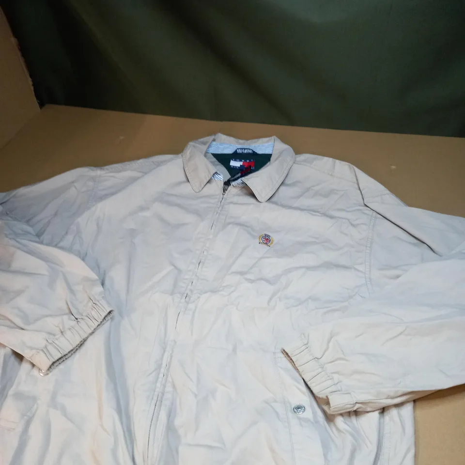 MENS BEIGE TOMMY HILFIGER JACKET SIZE XL