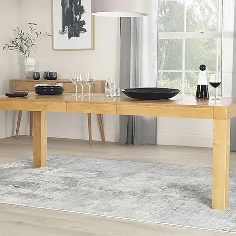 BOXED DESIGNER CAMBRIDGE EXTENDING DINING TABLE OAK 175-220cm (2 boxes)